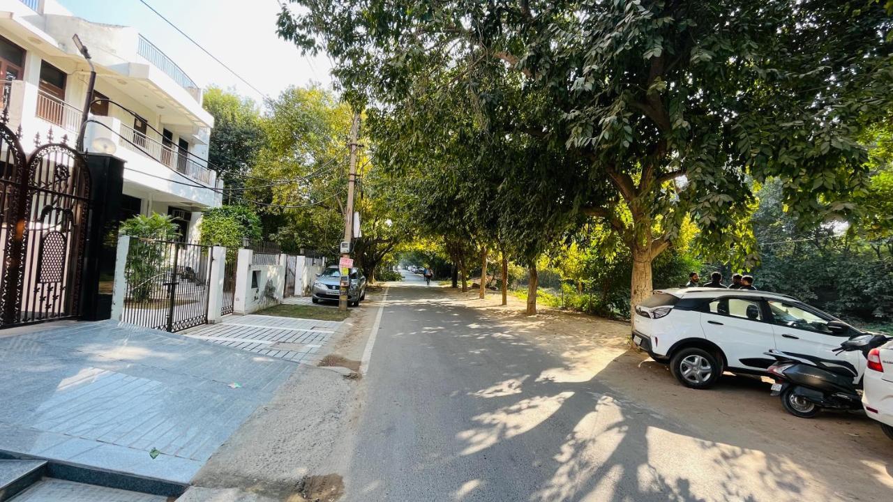 Hotel Starline Sector 28 Gurgaon Exterior photo